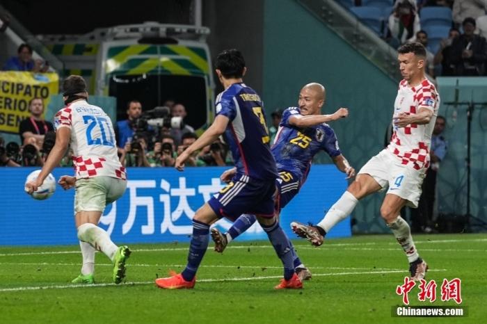 克罗地亚点球大战击败日本 利瓦科维奇三扑点球