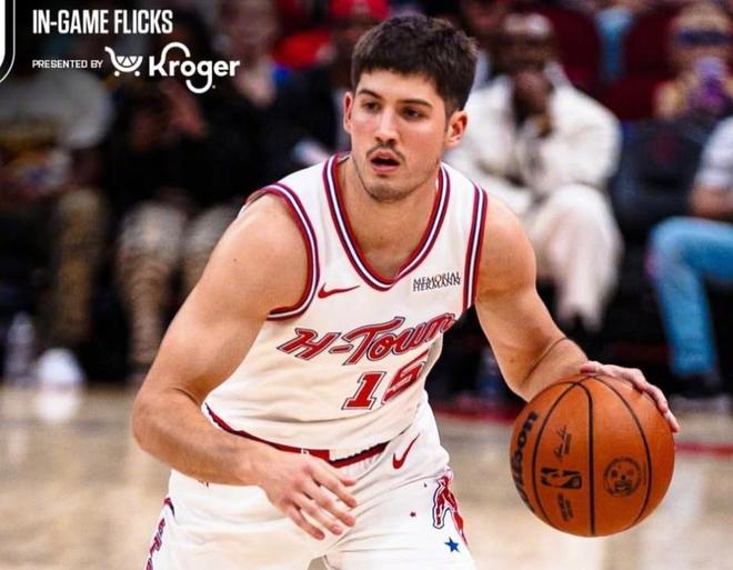 勇士残阵力克火箭 科尔战术压制乌度卡