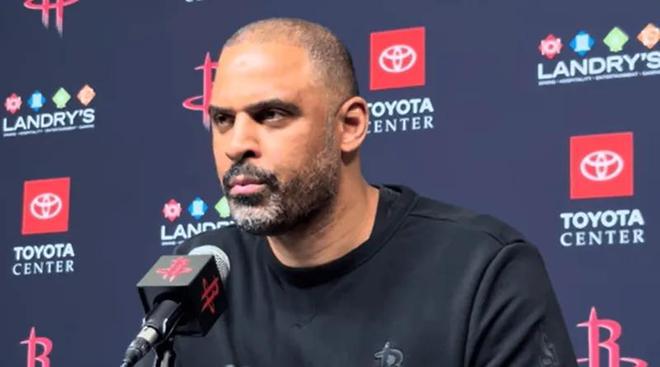 勇士残阵力克火箭 科尔战术压制乌度卡