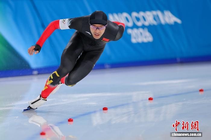 宁忠岩米兰冬奥速滑1500米夺冠 跨越亚洲选手高山
